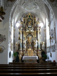 Reisbach, vnitřek kostela sv. Salvatora