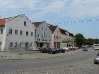 Reisbach, severní strana náměstí