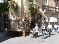Taormina, krámek na Corso Umberto