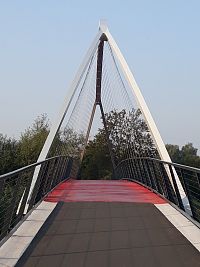 most přes slepé rameno Labe