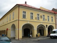 Jičín - Valdštejnovo náměstí, bývalá radnice