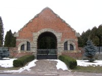 Staré Smrkovice - průčelí hřbitova