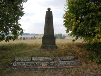 Čistěves - pomník pruského 2. magdeburského pěšího pluku č. 27 