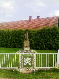 Svinary - pomník obětem válek