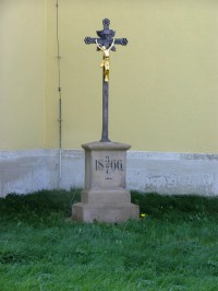 Dohaličky - pomníky bitvy r. 1866 u kostela