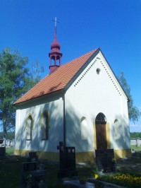 Borek - kaplička za obcí