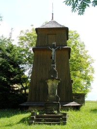 Bělá - kostel se zvonicí