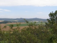 Zebín - výhled na Bradlec a Kumburk