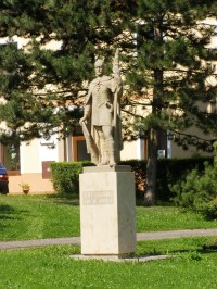 Mlázovice - náměstí Na Trávníku, sv. Václav 