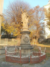 Vysoké Veselí - pomník K. H. Borovského