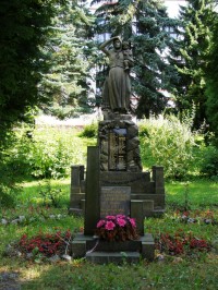 Stará Paka - pomníky obětí válek