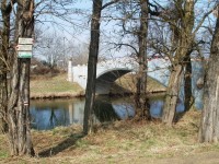 turistické rozcestí Plácky - kamenný most