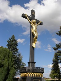 Furstenberský kříž u Ossaria