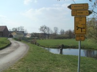 cykloturistický rozcestník Krňovice u skanzenu 