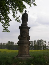 Chvalkovice - socha sv. Linharta