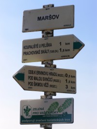 Prachovské skály - turistické rozcestí Maršov