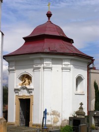 Slatiny - kostel Nanebevzetí Panny Marie
