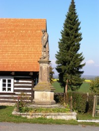 Hořiněves - Hankova socha