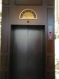 Výtah v nákupním centru