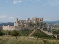hrad Beckov - pohled od východu