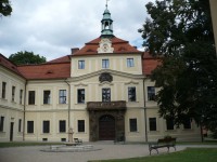 zámek Mirošov