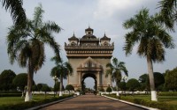 Patuxai - vítězný oblouk ve Vientiane
