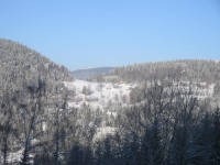 V pozadí lze vidět Radhoštský vysílač a kaply sv. Cyrila a Metoděje