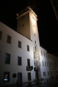 noční zmoklé Brno - stará radnice
