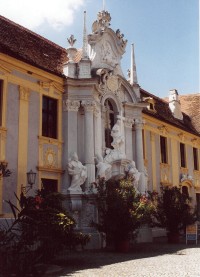 nádvoří kláštera Dürnstein