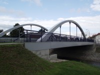most přes Třebůvku