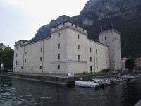 Riva del Garda - vodní tvrzí z 12. století