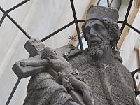 Praha (Nové Město) – kubistický sv. Jan Nepomucký u Diamantu