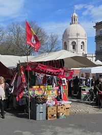 Lisabon – bleší trh zvaný Zlodějský (Lisboa - Feira da Ladra)