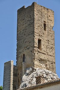 Roquemaure - hrad