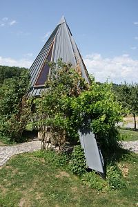 vyhlídková pyramida u Bad Sauerbrunn