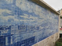 Lisabon na kachlících azulejos