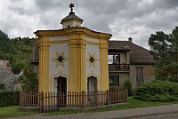 Běstvina u Třemošnice – „Santiniho“ kaple sv. Jana Nepomuckého