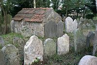 na židovském hřbitové