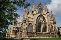 Gotické katedrály středověké Anglie, 1. část (Dover, Ély a Lincoln)