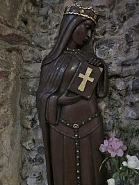 dřevěná socha sv. Berthy z Kentu