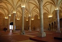 Alcobaça - klášter Panny Marie  (Mosteiro de Santa Maria) – 2. část