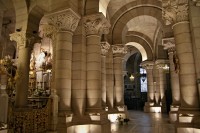 Madrid – krypta katedrály Panny Marie  (Cripta de la Almudena)