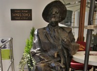 Pula – pomník Jamese Joyce  (spomenik Jamesu Joyceu)