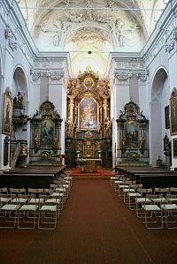 interiér kostela sv. Václava (1680-85)
