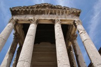 Pula – antický chrám císaře Augusta a bohyně Romy  (Hram Rome i Augusta)