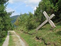 Terchová – křížová cesta s pomníkem Cyrila a Metoděje  (križová cesta na vrch Oravcové)