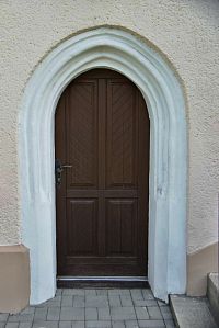 gotický jižní portálek