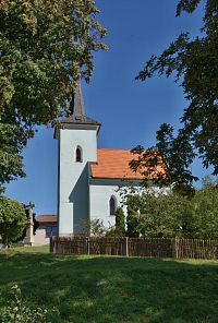 Vlčkov - kostel Panny Marie Pomocnice křesťanů