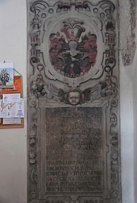 erbovní náhrobek Marty Žalkovské