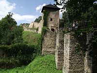 Zřícenina hradu Lukov a ZOO Lešná u Zlína